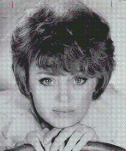 Rue Mcclanahan Diamond Painting